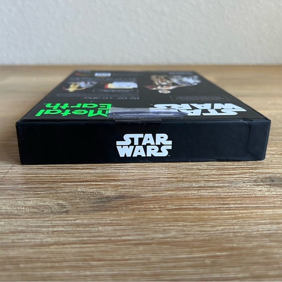 New Fascinations Metal Earth Star Wars R2-D2 & C-3PO Metal Building Kit Sealed - Picture 4 of 7